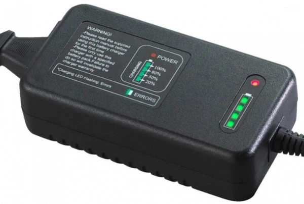 Mascot PB Lader 9640 29,5V 1,5Ah Plug In 1 Mascot PB Lader 9640 29,5V 1,5Ah Plug In