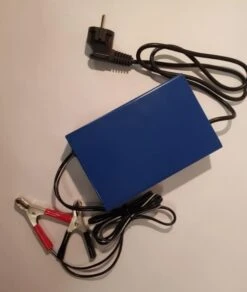 PowerXCharger XC3 Lood (14,4V) Uinsch=12,8V Uuitsch=12V