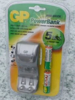 Panasonic Eneloop Charger 10HRS 4AA 1900mAh