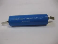 LiFePo4 18500 3,2V 850mAh Met Lippen 18*50AA